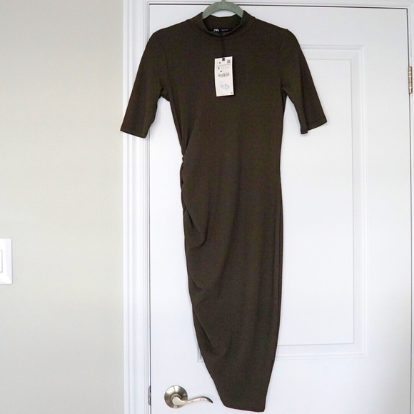 Zara Ribbed Collared Dress - Picture 7 of 7